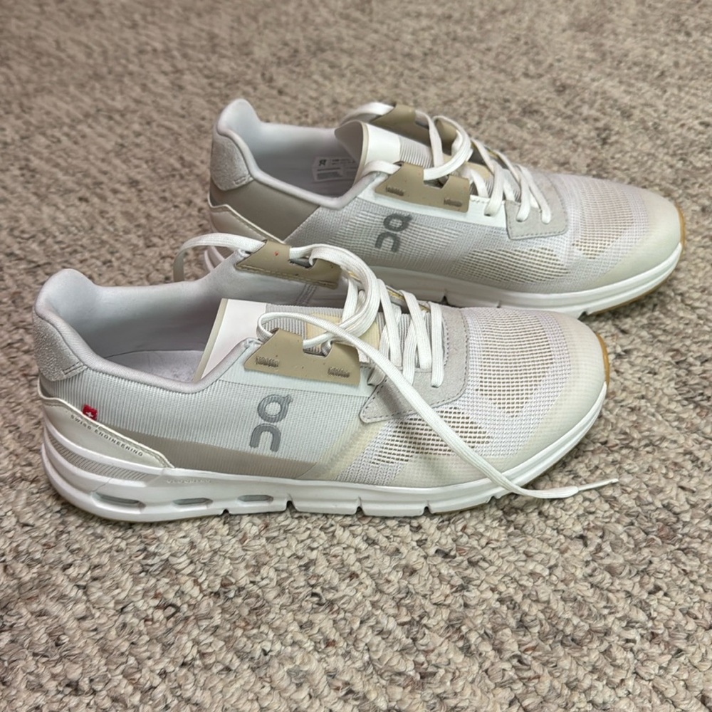 On Cloudrift Sneakers